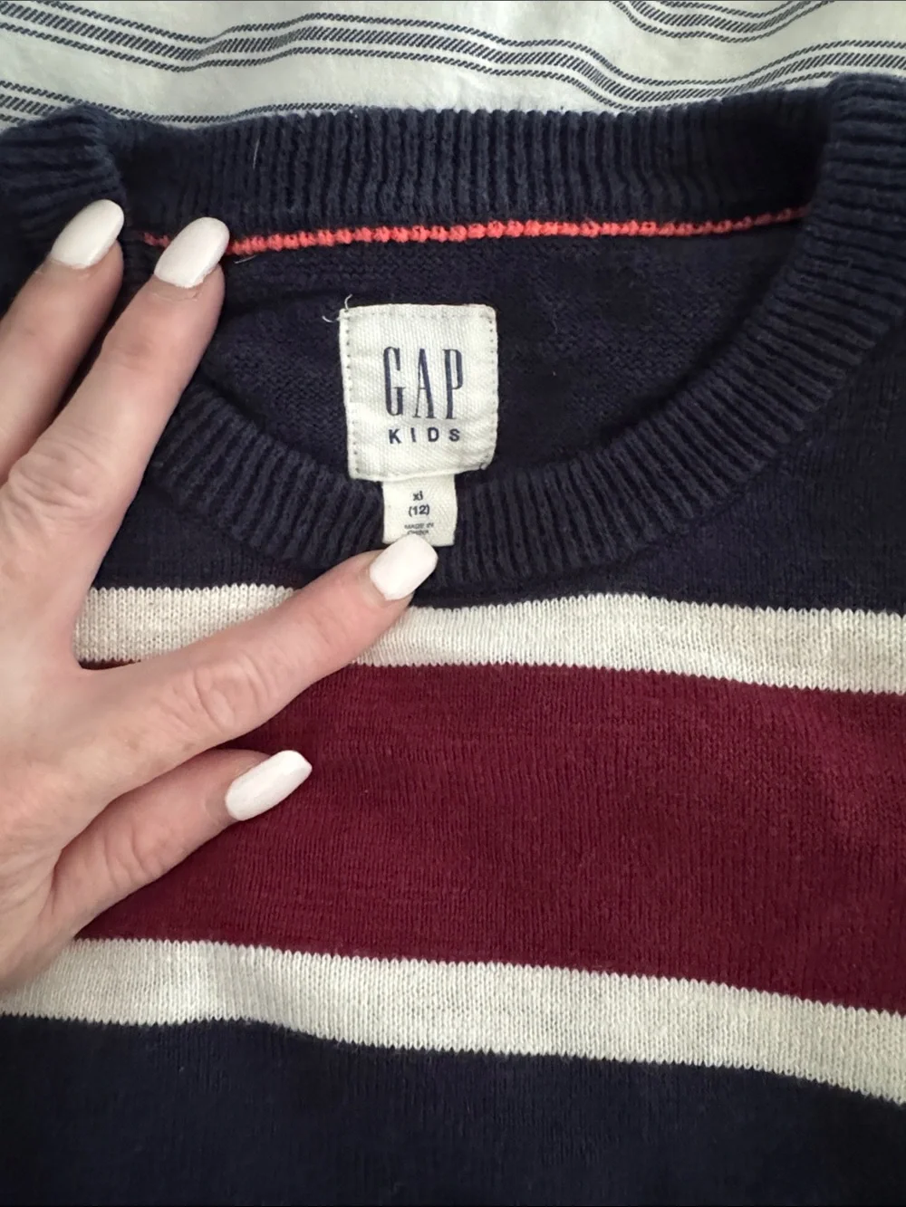 Boys Gap size XL 12 Navy Stripe Crewneck Sweater - Classic Casual